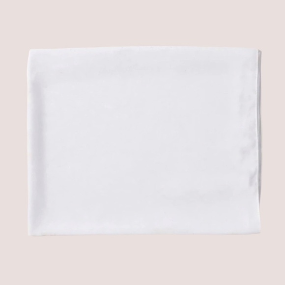 COPY - WHITE SHAWL SCARF - Picture 2 of 3